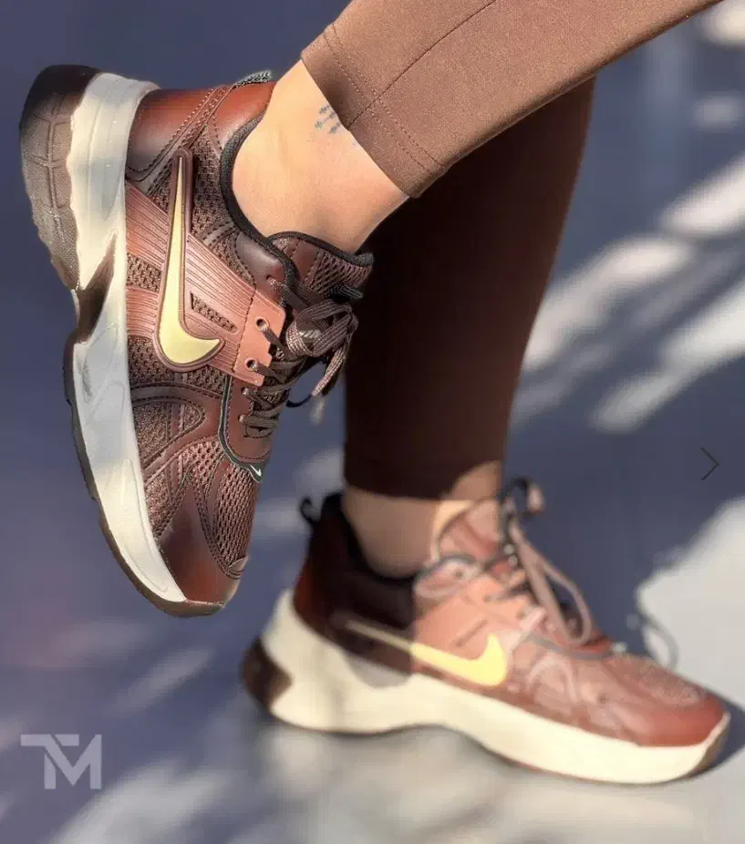 کفش اسپرت|کیف، کفش، کمربند|بروجرد, |دیوار