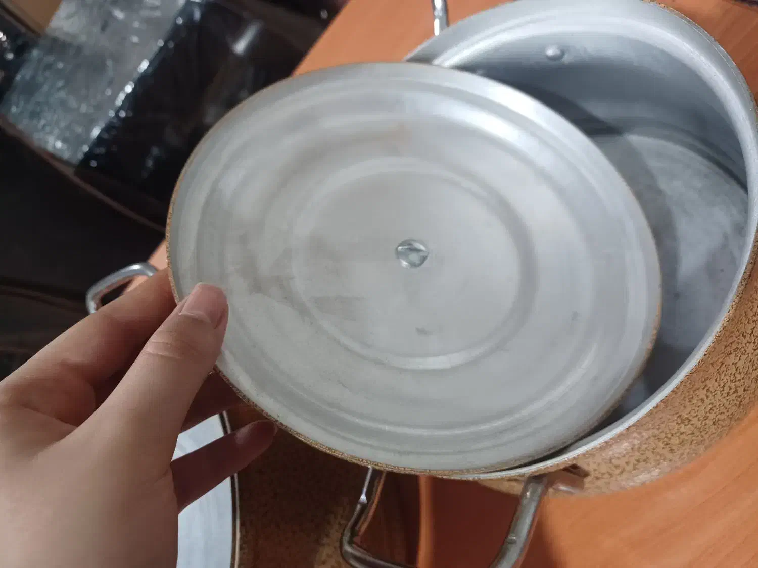 قابلمه رویی زیر قیمت|ظروف پختوپز|قدس, شهرقدس|دیوار