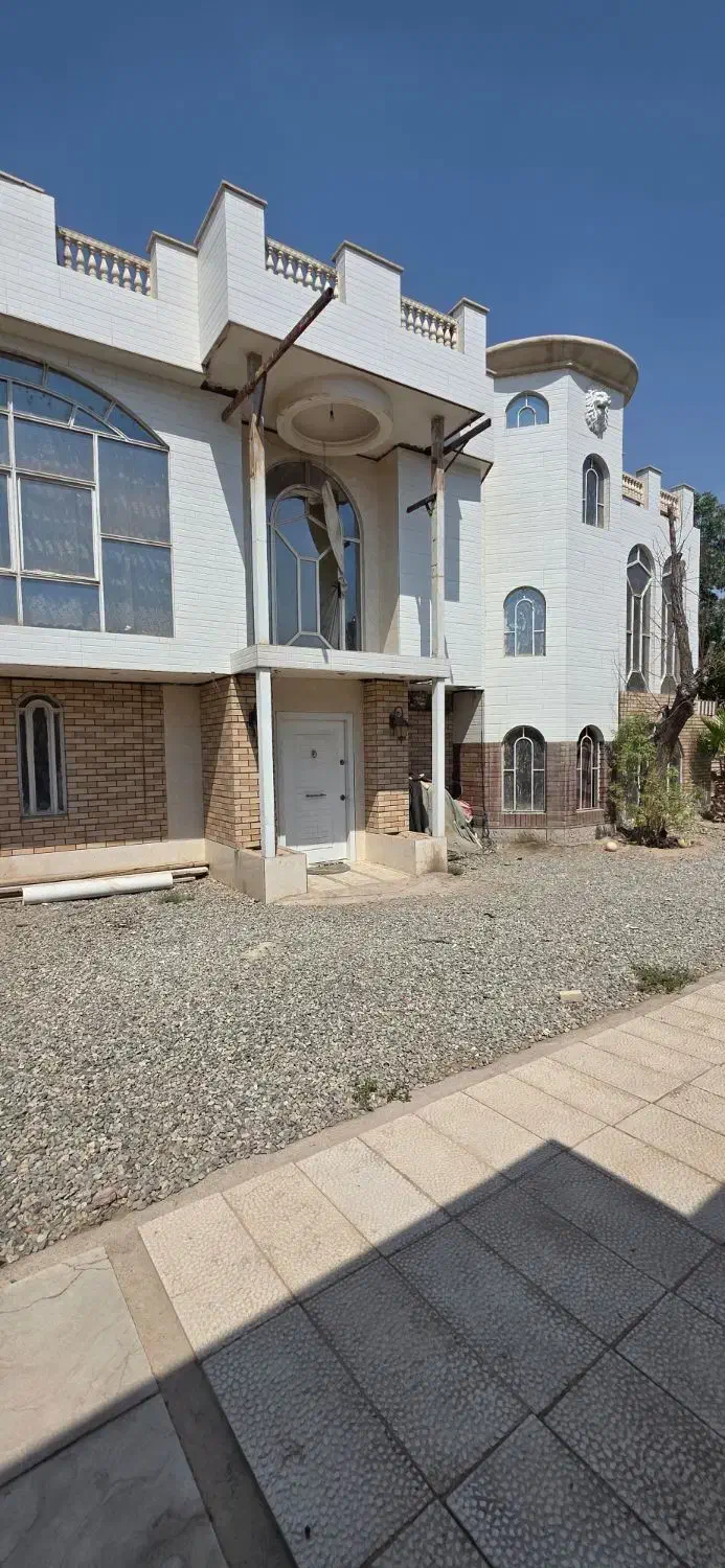 فروش باغ ویلا ۲۰۰۰متری/ زیر قیمت منطقه|فروش خانه و ویلا|قرچک, شهرک طلائیه|دیوار