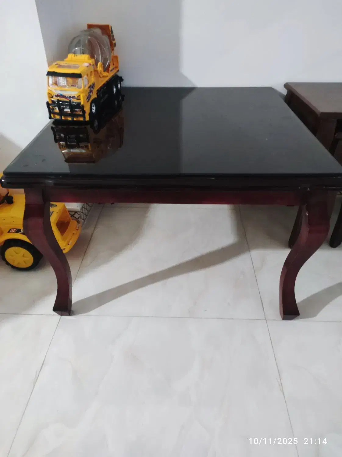 مبل کلاسیک|مبلمان خانگی و میز عسلی|بوئین زهرا, |دیوار