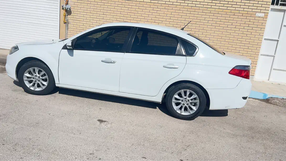 برلیانس ۳۳۰ اتو ۹۷|خودرو سواری و وانت|اصفهان, ملاصدرا|دیوار