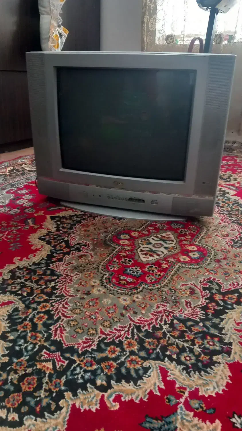 تلویزون درحد نو|تلویزیون و پروژکتور|تربت‌حیدریه, کلاته توکلی|دیوار