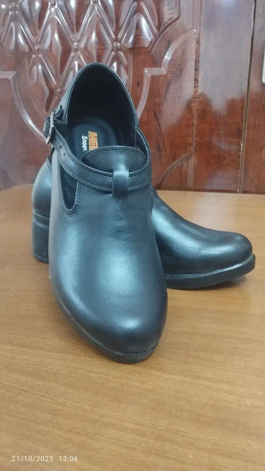 کفش ملی سایز ۳۹  به پای ۳۸ هم میخوره|کیف، کفش، کمربند|قم, جوی شور|دیوار