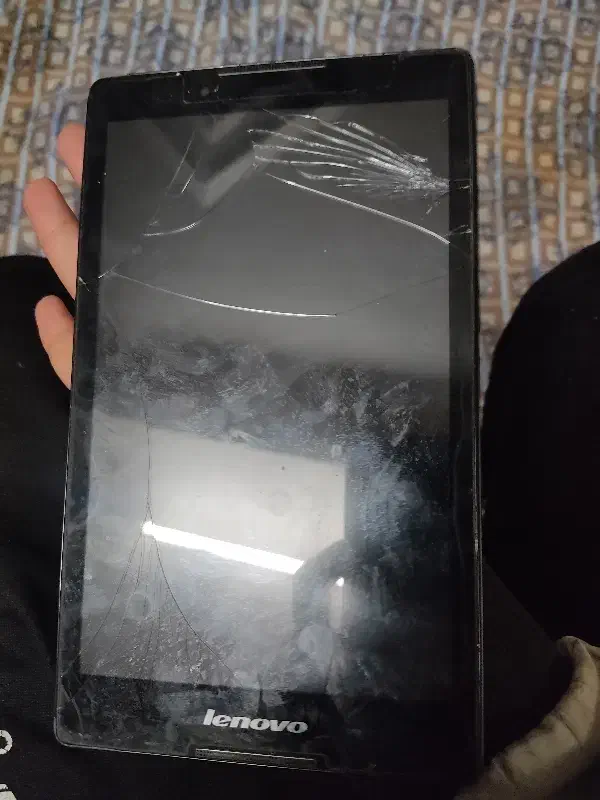 تبلت|تبلت|مشهد, شهید آوینی|دیوار