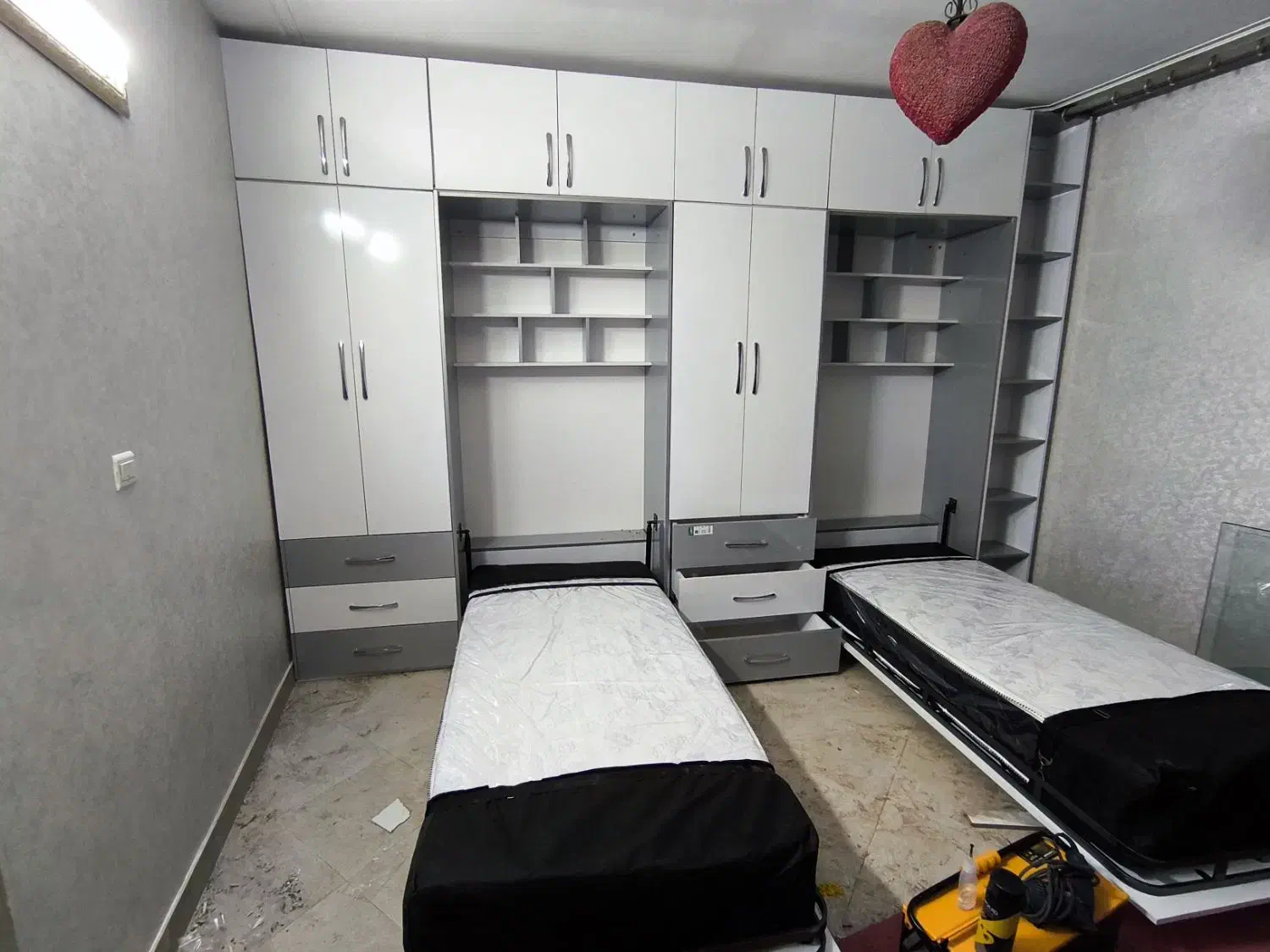 تخت تاشو|تخت و سرویس خواب|قرچک, باقرآباد|دیوار