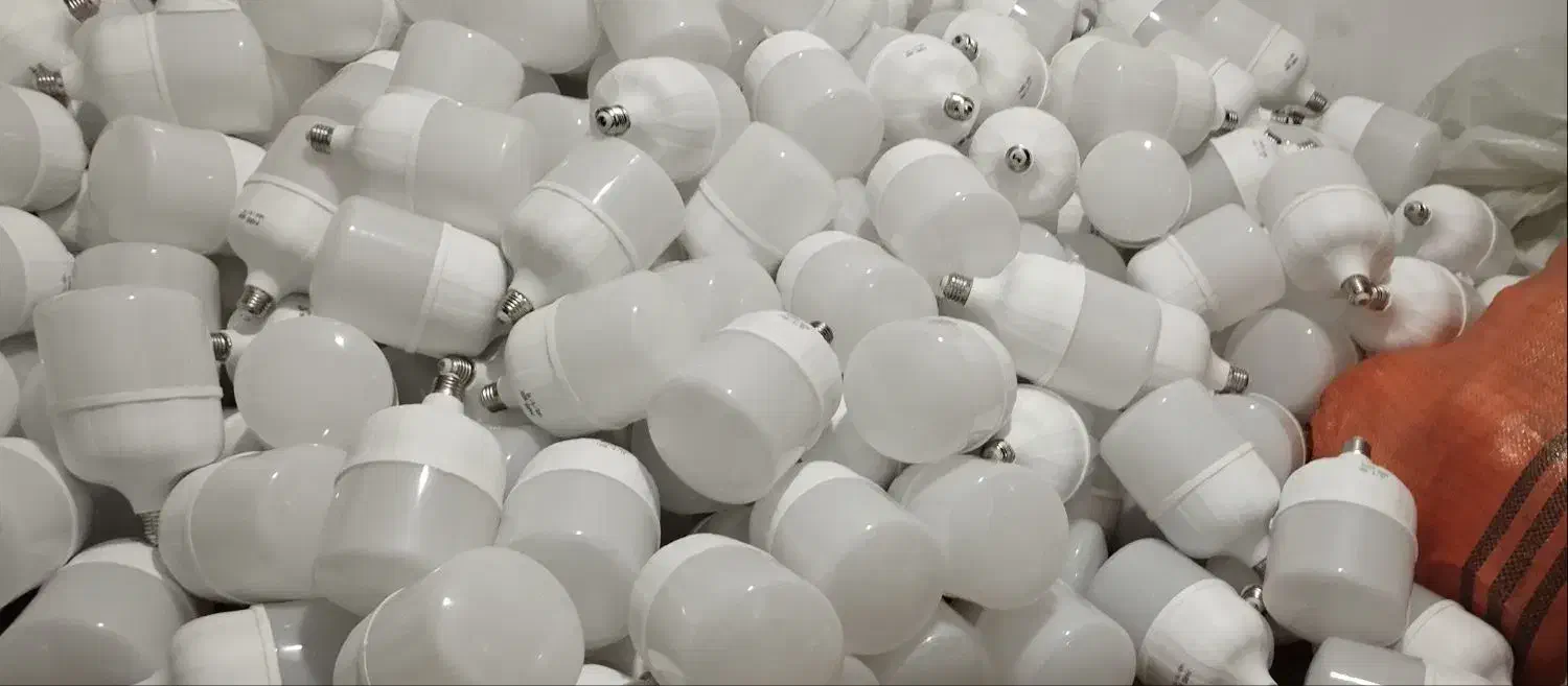 لامپ های ال ای دی فروش به صورت فله|لامپ و چراغ|فردیس, شهرک شهید حسینی|دیوار