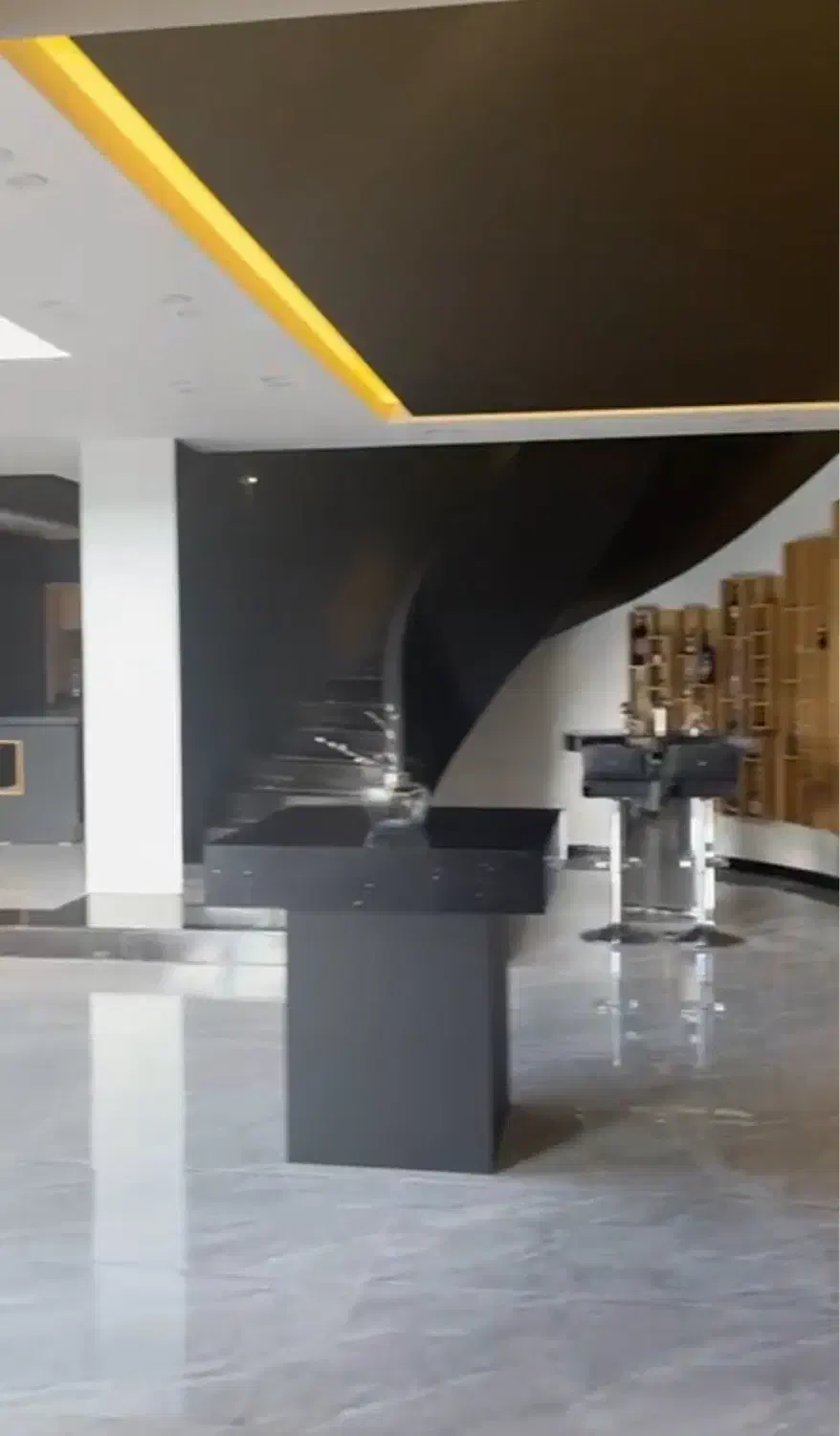 ویلای تریبلکس استخردار لاکچری|اجارهٔ خانه و ویلا|سلمانشهر, |دیوار