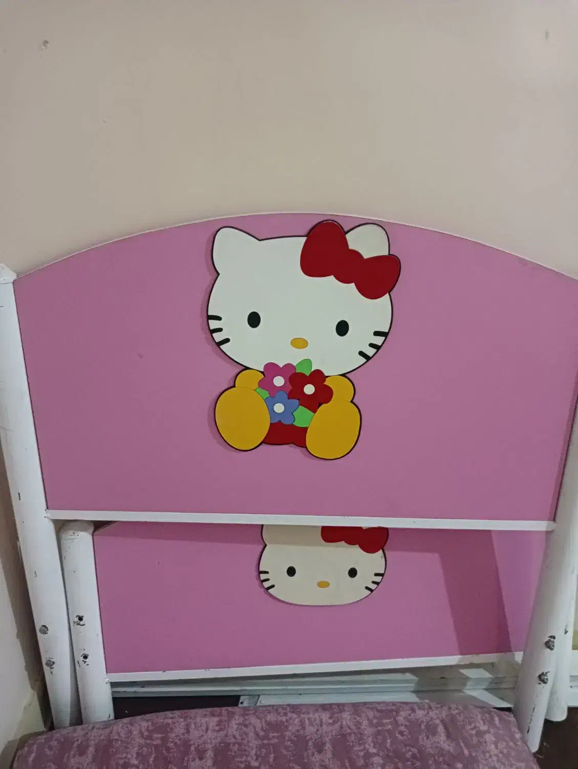 تخت|تخت و صندلی بچه|اهواز, لشکرآباد|دیوار