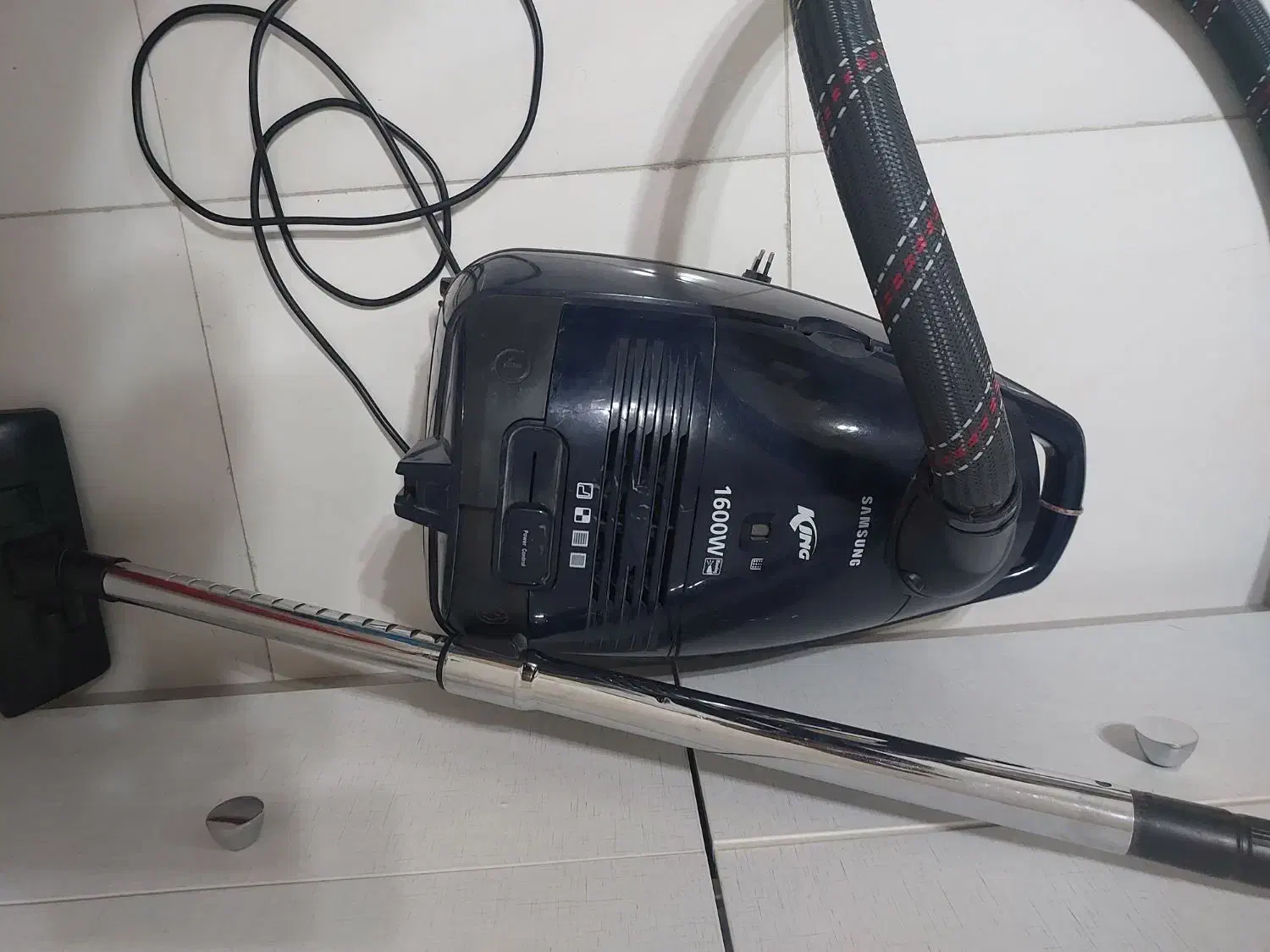 جاروبرقی مارک سامسونگ 1600 وات|جاروبرقی، جارو شارژی، بخارشو|سنندج, |دیوار