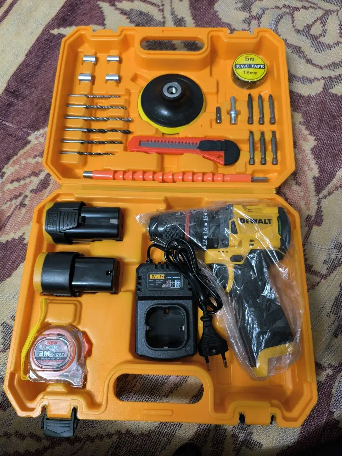 سه عدد دریل شارژی اک اک|ابزارآلات|بروجرد, |دیوار