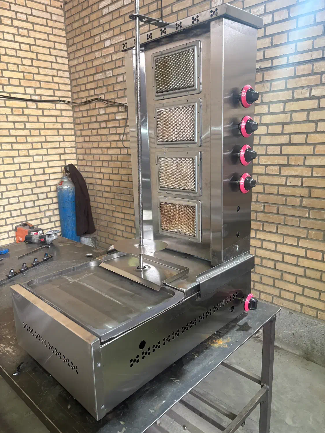 کانتر گرم/فرپیتزا/فرساندویچی/سرخکن طرح دین|کافی‌شاپ و رستوران|رباط‌کریم, شهرک صنعتی زواره‌ای|دیوار