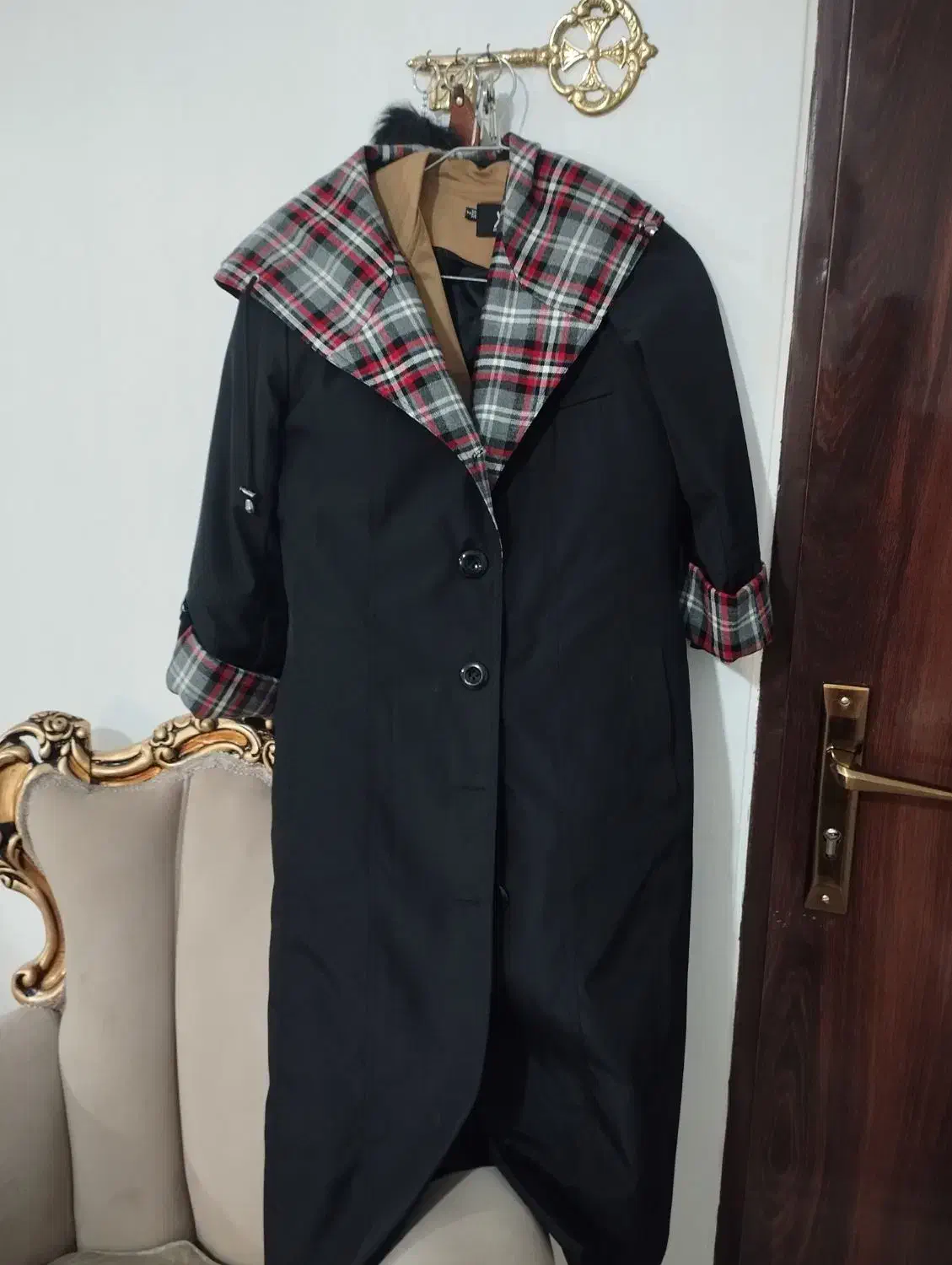 بارونی نونو|لباس|اراک, |دیوار