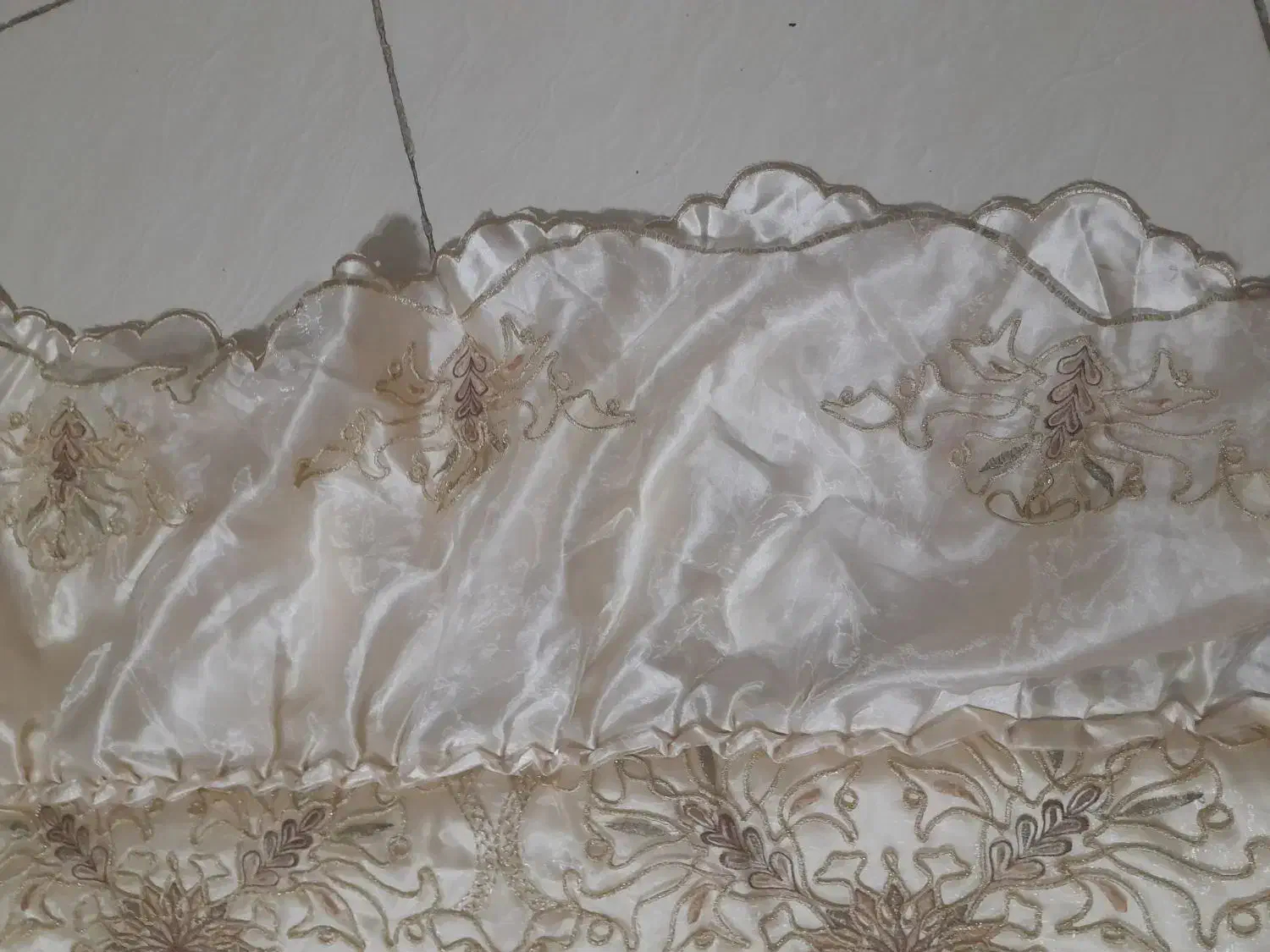 روتختی ساتن گل برجسته|سرویس روتختی|رشت, پیرکلاچای|دیوار