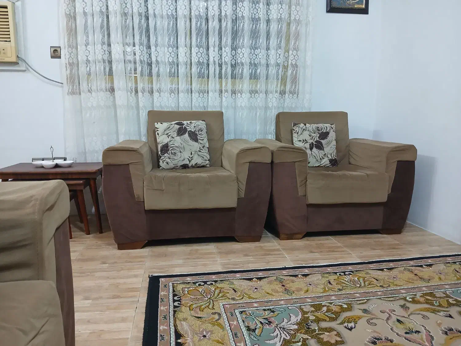 مبل هفت نفره|مبلمان خانگی و میز عسلی|بندر انزلی, متروپل|دیوار