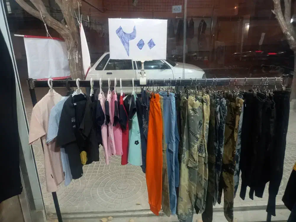 لباس بچه گانه به قیمت خرید (تغییر شغل)|کفش و لباس بچه|کرمان, |دیوار