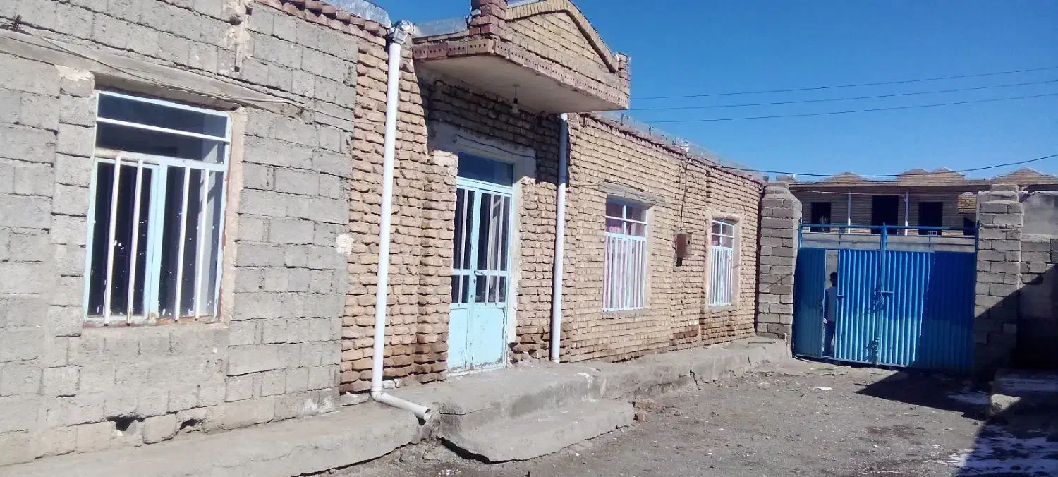 فروش حیاط|فروش خانه و ویلا|چالدران, |دیوار