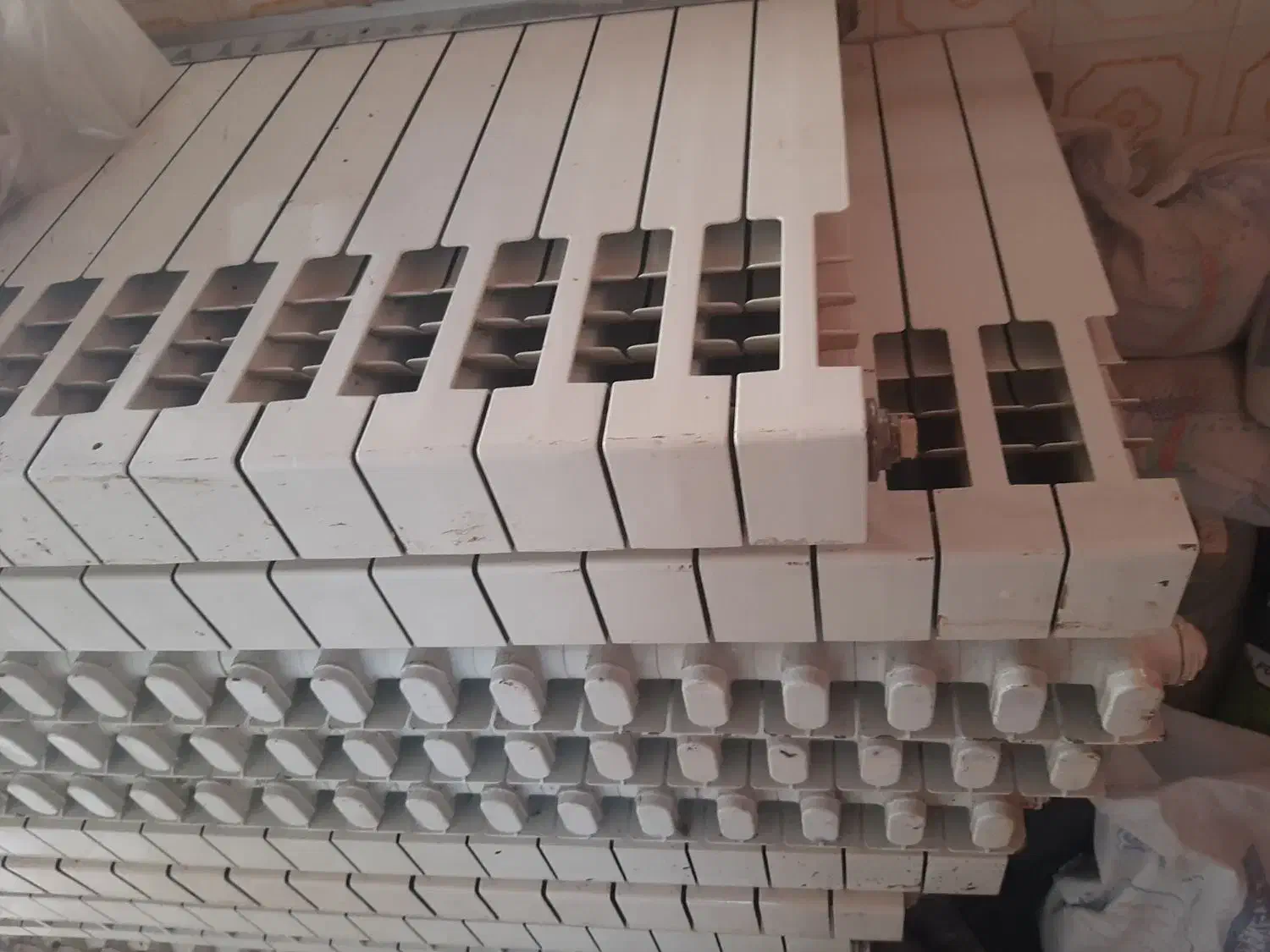 پره رادیاتور  شوفاژ|آبگرمکن، پکیج، شوفاژ|بابلسر, |دیوار