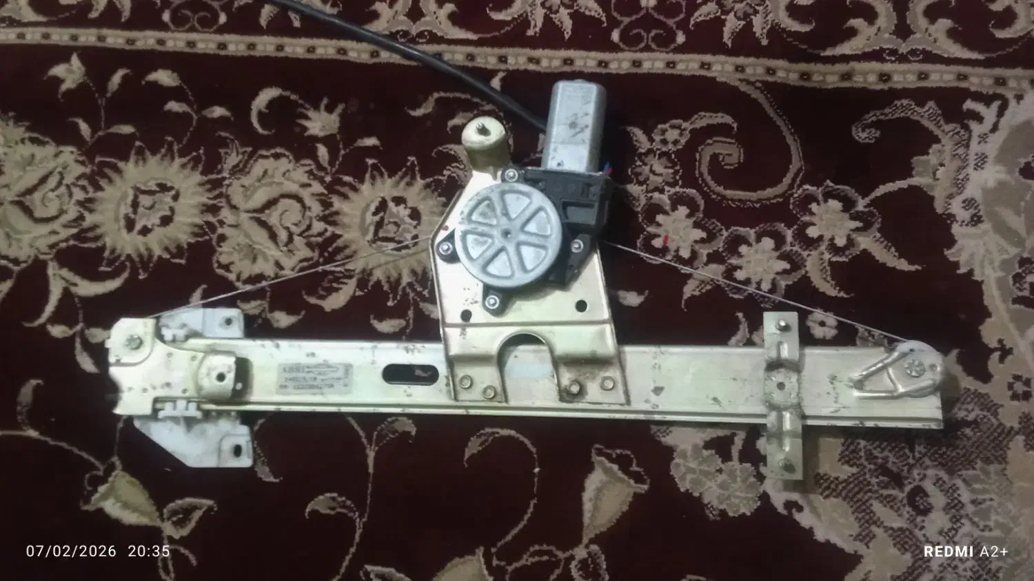 بالابر شیشه|قطعات یدکی و لوازم جانبی|چترود, |دیوار