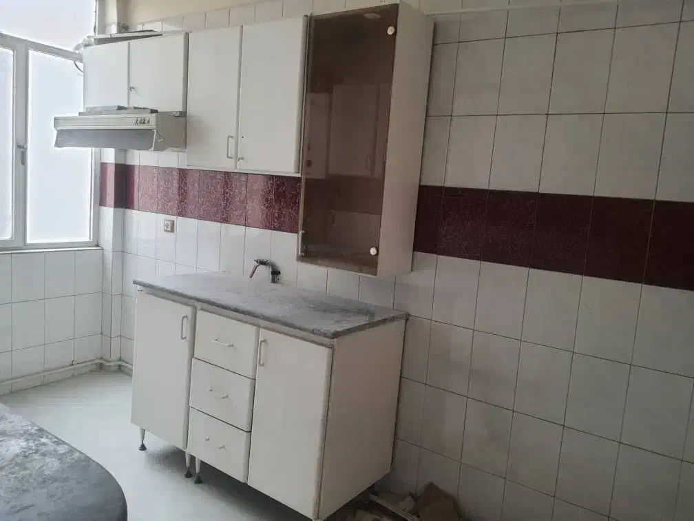 کابینت آهنی تازه رنگ شده ومرتب|مصالح و تجهیزات ساختمان|تهران, قیام|دیوار