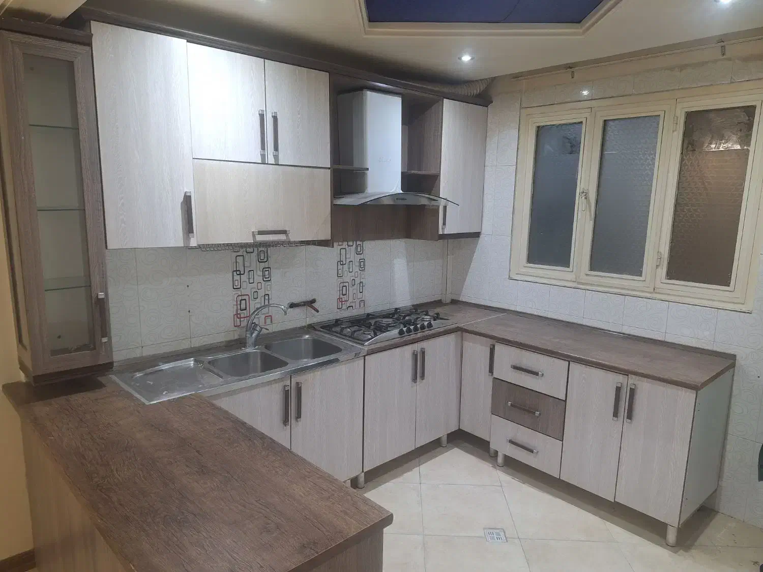 کابینت دسته دوم ام دی اف mdf|مصالح و تجهیزات ساختمان|تهران, نبی اکرم|دیوار