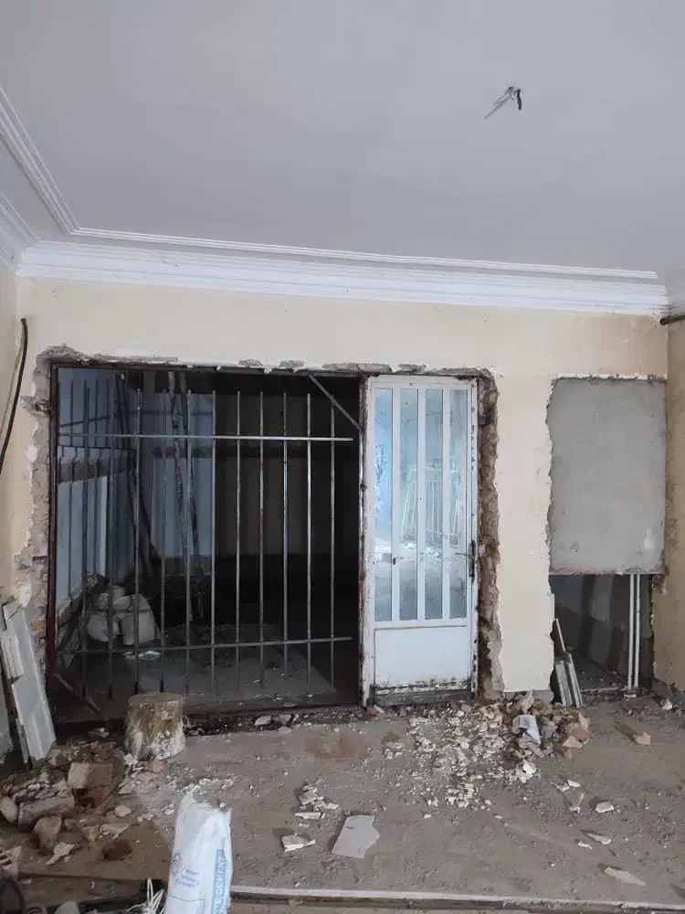 درب و پنجره آهنی با ابعاد وقیمت مختلف|حراج|گنبد کاووس, |دیوار