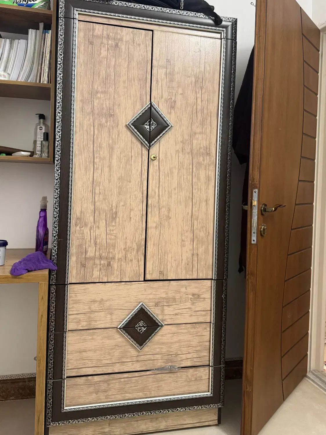 کمد نو|جاکفشی، کمد، دراور|قم, هفت تیر|دیوار