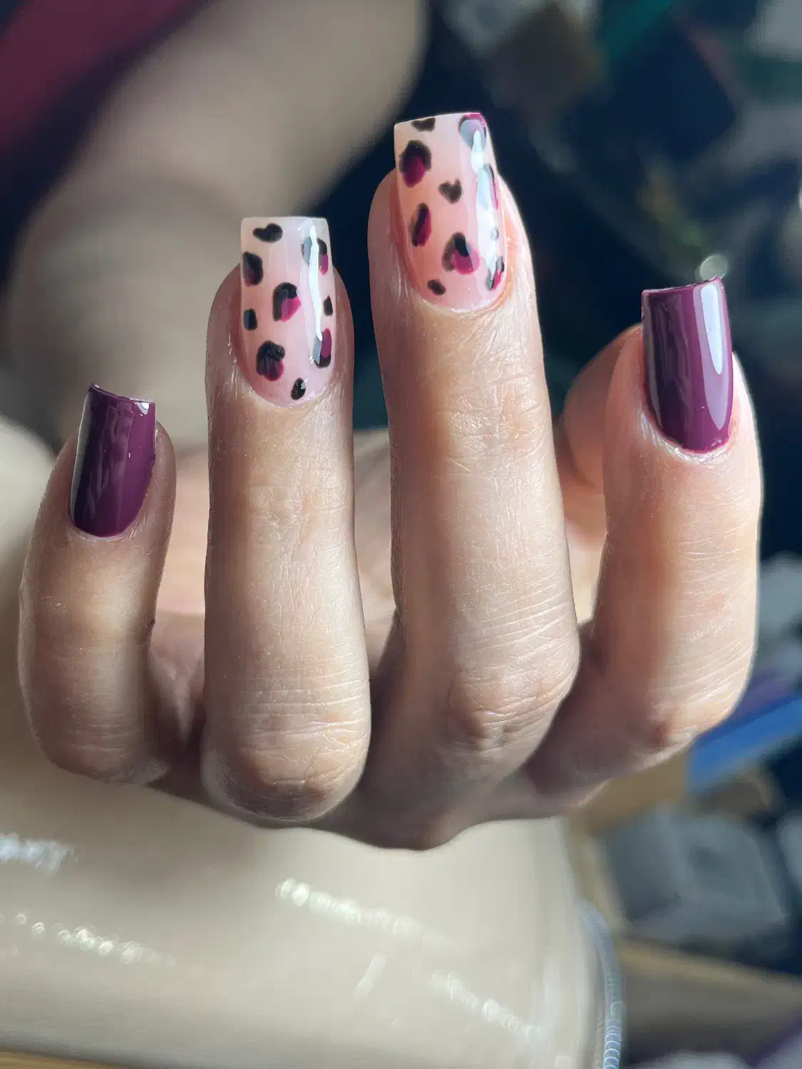 خدمات ناخن و طراحی|خدمات آرایشگری و زیبایی|بندر انزلی, نوغان|دیوار