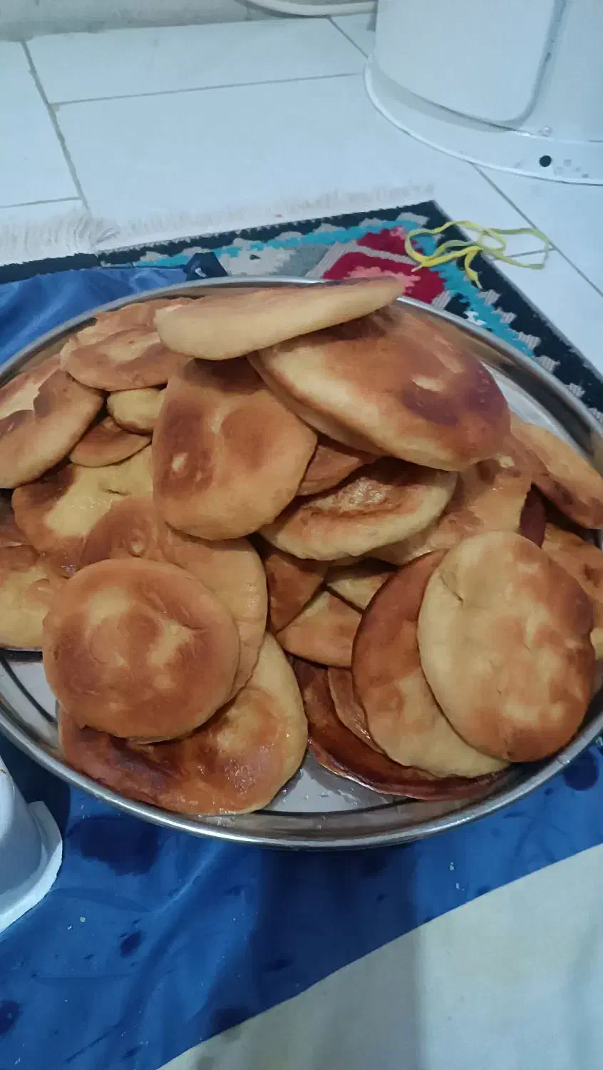 نان روغنی محلی سنتی دونه ای15هزار|خوردنی و آشامیدنی|شاهین دژ, |دیوار