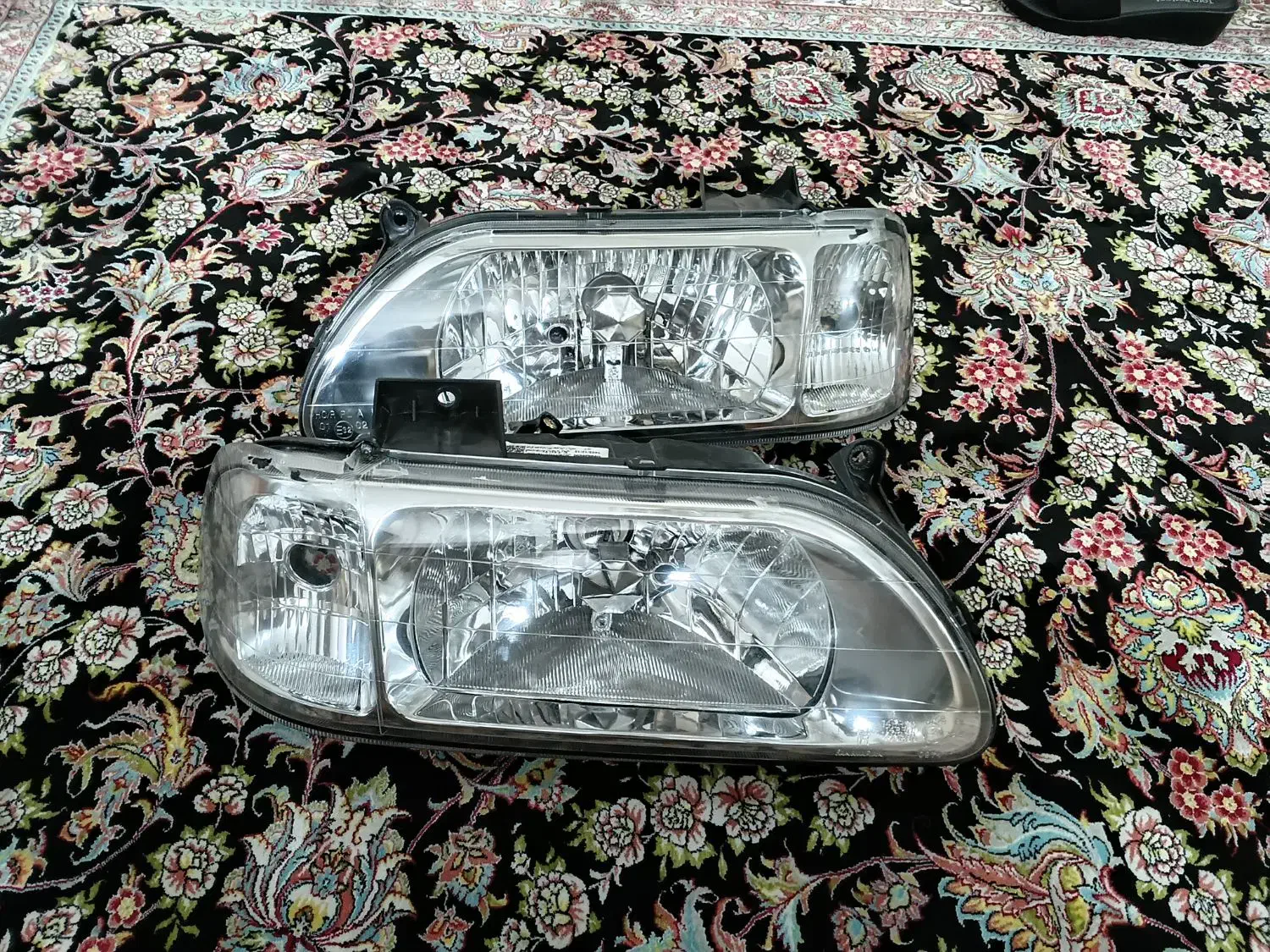 چراغ جلو پراید منبع عقب پراید|قطعات یدکی و لوازم جانبی|تهران, گلچین|دیوار