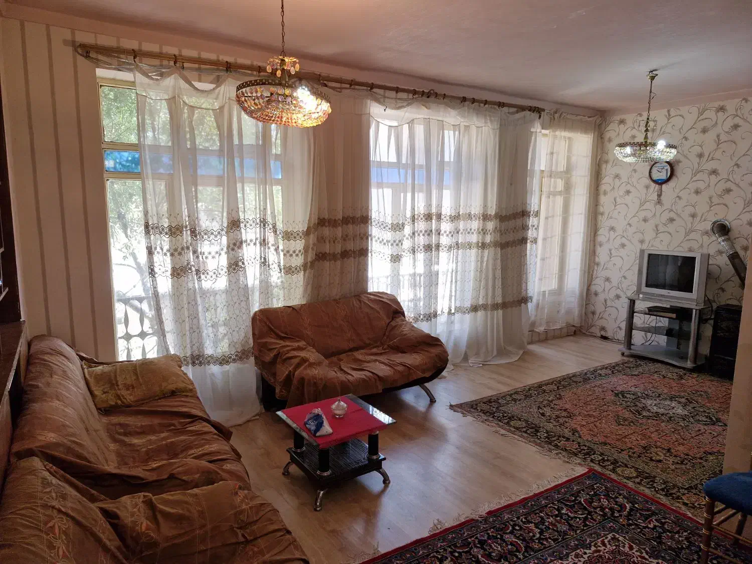 اجاره سوئیت مرکز شهر میدان بعثت|اجارهٔ کوتاه‌مدت آپارتمان و سوئیت|اردبیل, |دیوار