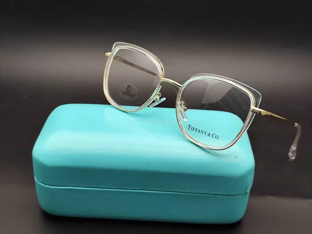 عینک طبی کیش|زیورآلات و اکسسوری|کیش, |دیوار