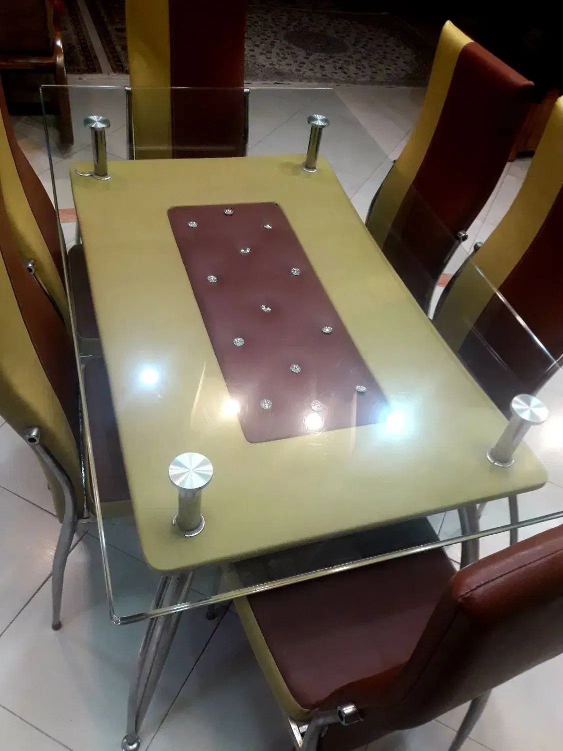 میز ناهار خوری ۶ نفره|میز و صندلی غذاخوری|هشتگرد, شهرک ولیعصر (مصلی)|دیوار