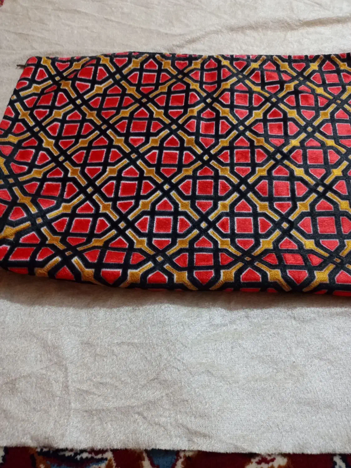 فروش روبالشتی مخمل|رختخواب، بالش، پتو|شوش, |دیوار