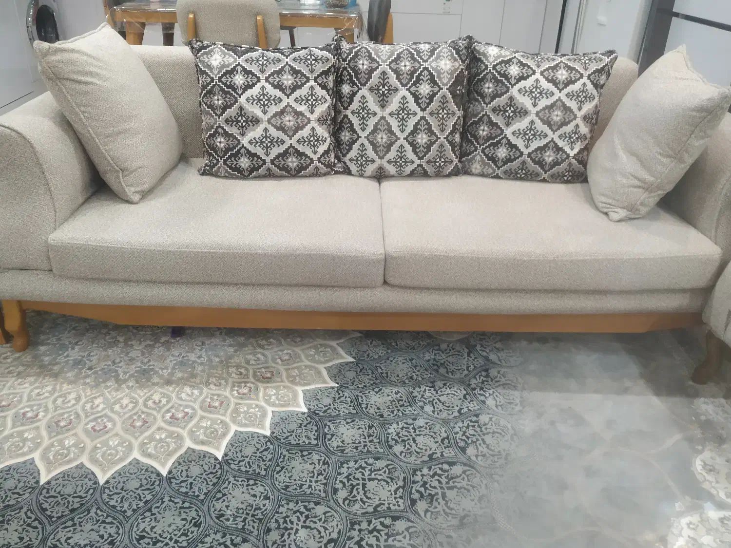 مبلمان 8نفره باناهارخوری ومیز وسط|مبلمان خانگی و میز عسلی|زیباشهر, |دیوار