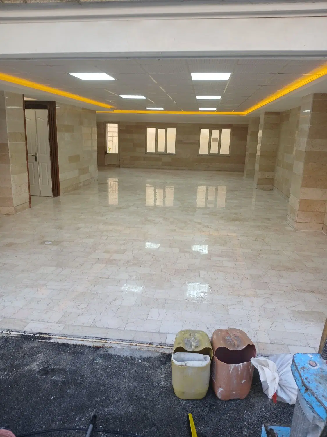 سنگسابی نماشویی کفسابی کف ساب سنگ ساب ساب زن کفساب|خدمات نظافت|تبریز, |دیوار