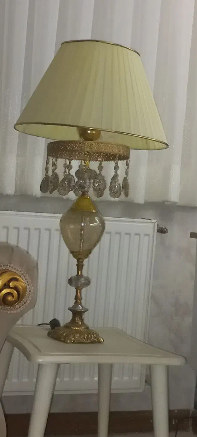 اباژور|چراغ خواب و آباژور|گلبهار, شهر جدید گلبهار|دیوار