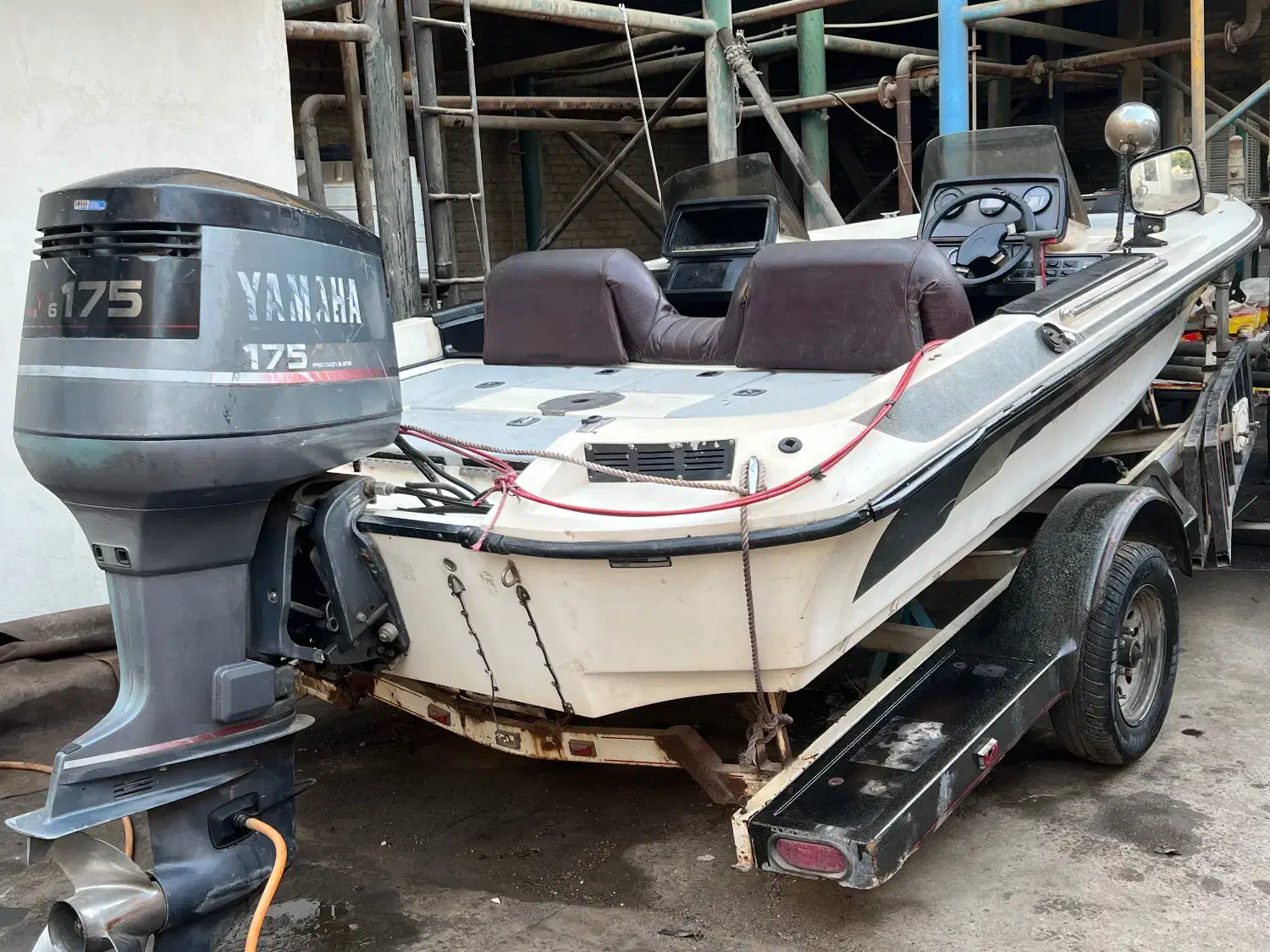 قایق آمریکایی|قایق و سایر وسایل نقلیه|اهواز, شریعتی جنوبی|دیوار