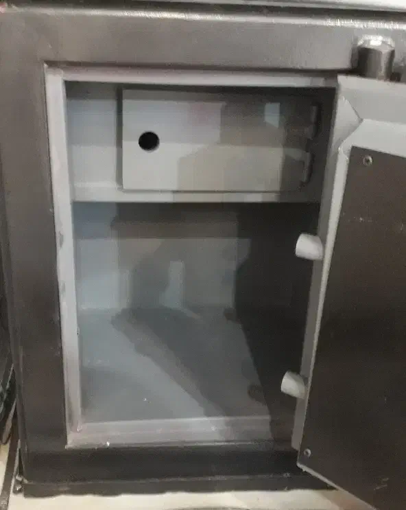 گاوصندوق|ابزارآلات|نسیم‌شهر, |دیوار