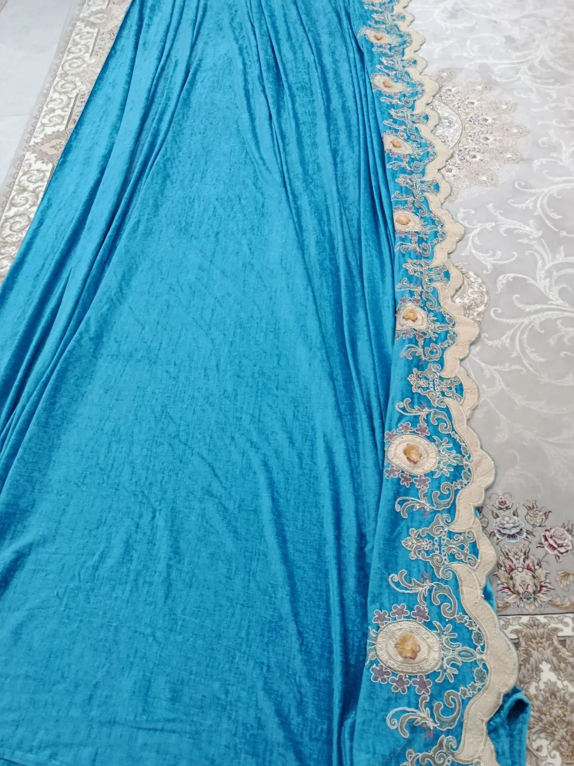 پرده|پرده، رانر، رومیزی|گوآور, |دیوار