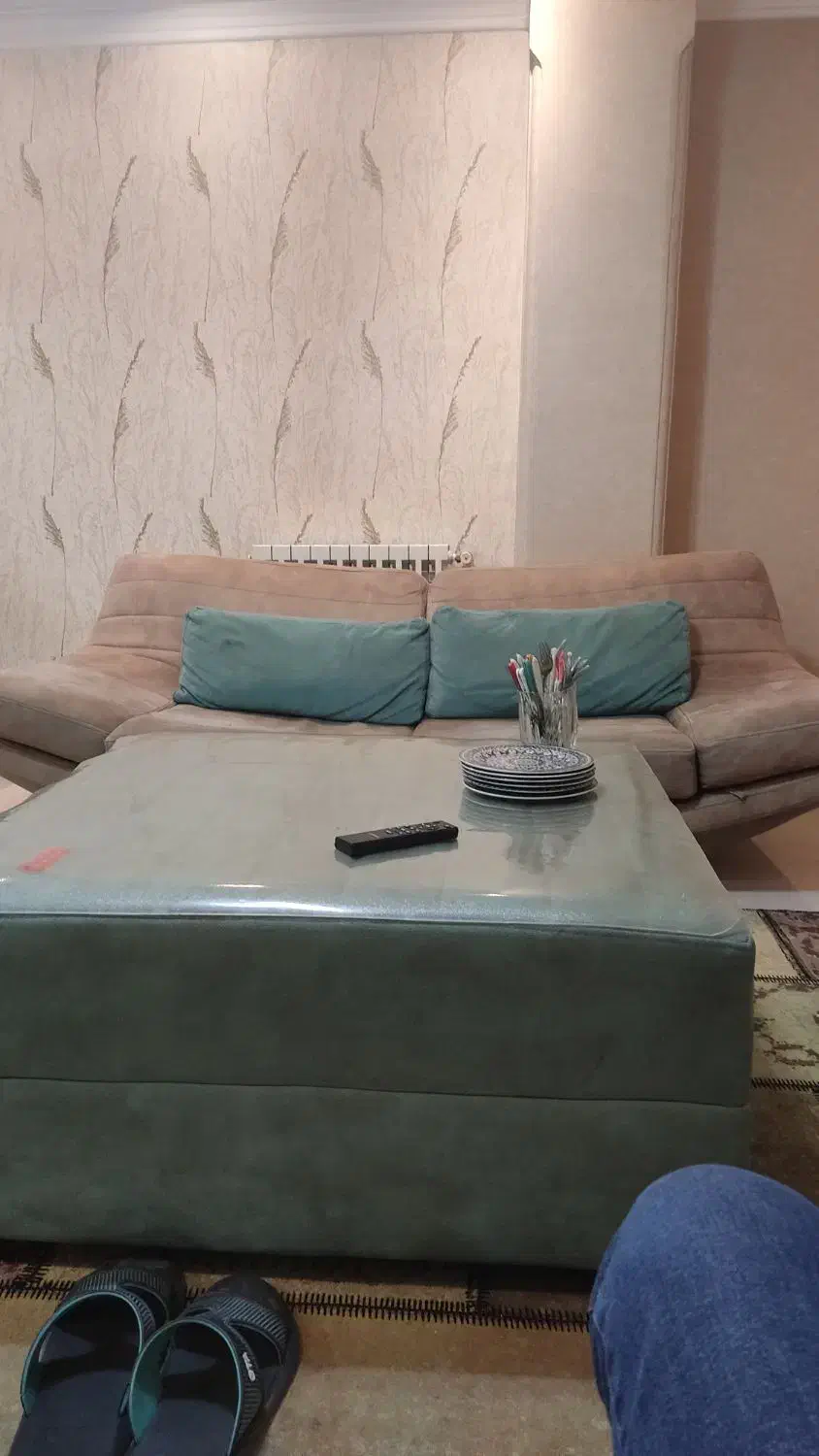 مبل راحتی|مبلمان خانگی و میز عسلی|رشت, گلباغ نماز|دیوار