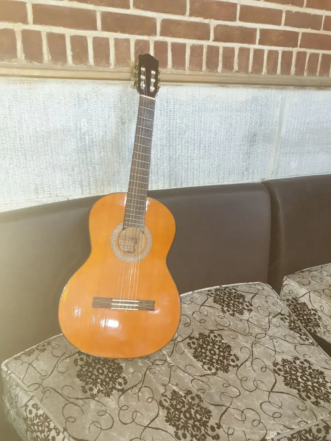 گیتار serena اندونزی|گیتار، بیس، امپلیفایر|اندیشه, اندیشه فاز ۴|دیوار