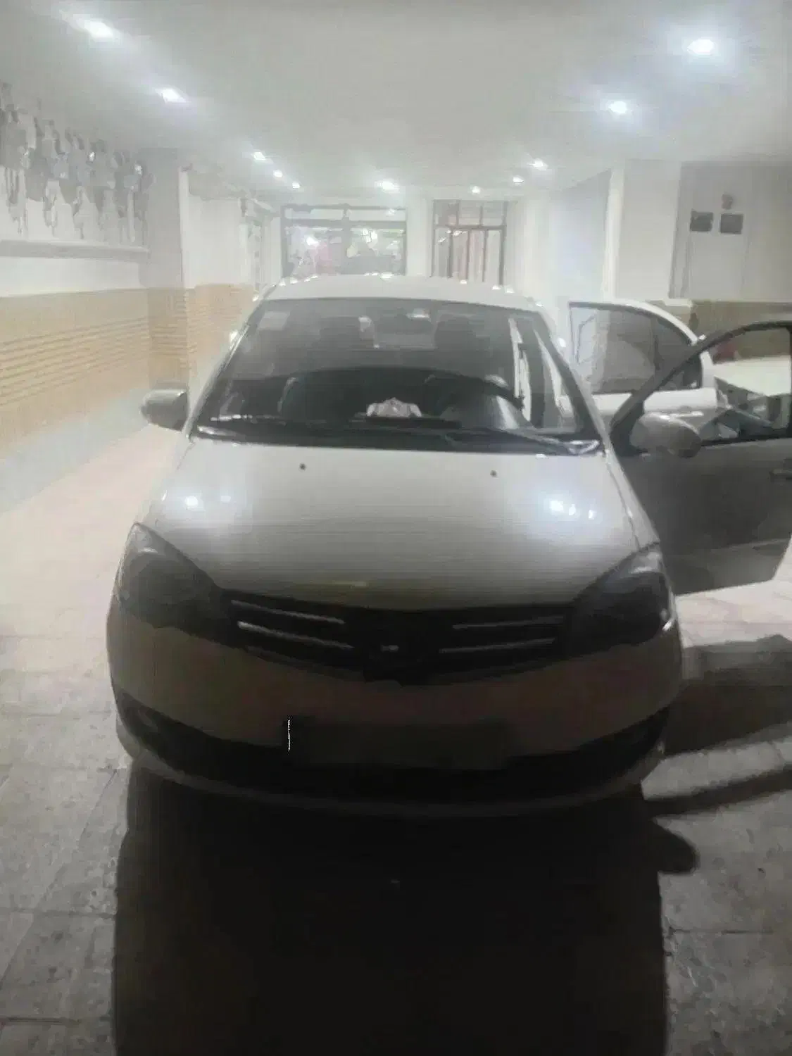 خودروی شیک و تمیز|خودرو سواری و وانت|اندیشه, اندیشه فاز ۱|دیوار