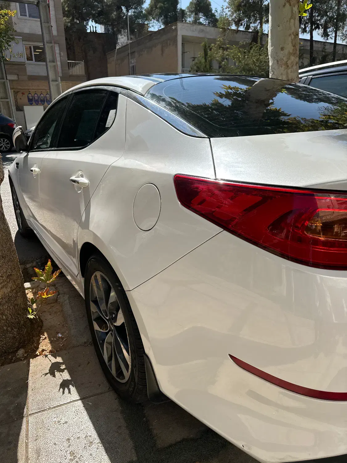 اپتیما ۲۰۱۴ فول درجه یک|خودرو سواری و وانت|شیراز, باغ تخت|دیوار