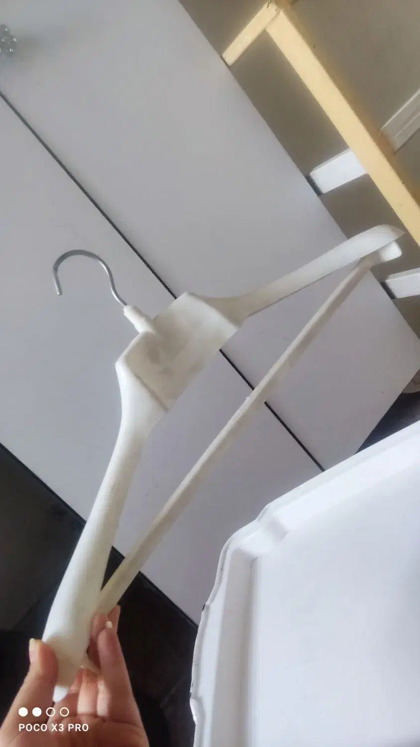 رگال (چوب لباسی)|بندرخت و رختآویز|تبریز, |دیوار