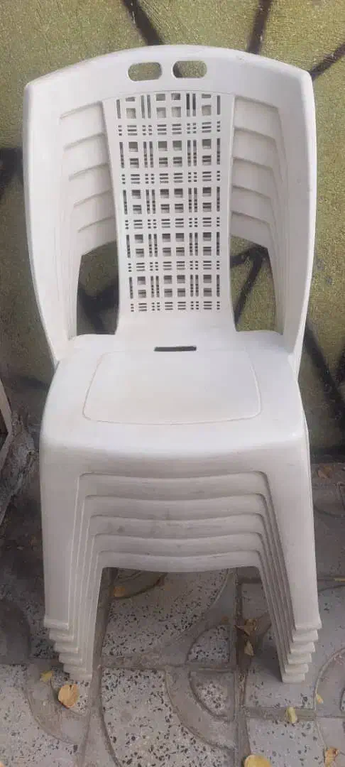 صندلی در حد نو|صندلی و نیمکت|تویسرکان, |دیوار