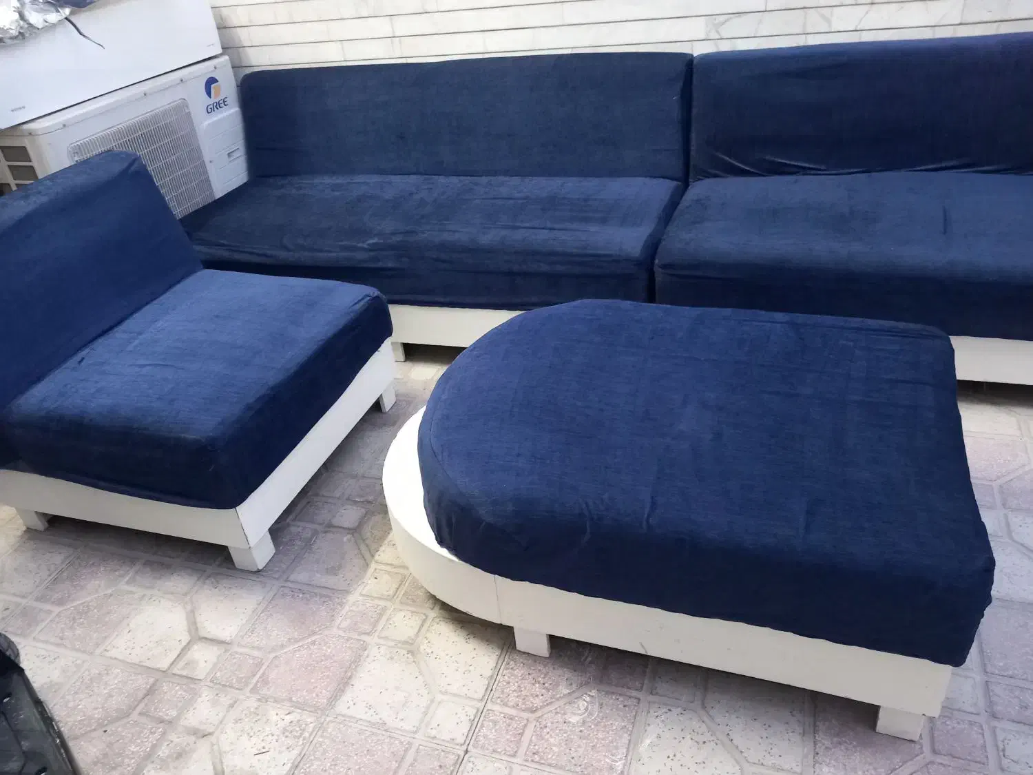 مبل در حد نو هفت نفره.|مبلمان خانگی و میز عسلی|کازرون, |دیوار