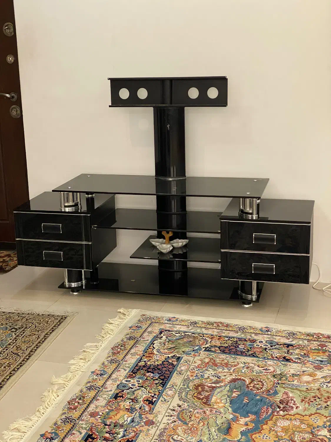 میز تلویزیون مشکی شیشه ای|میز تلویزیون|مشهد, مقدم|دیوار