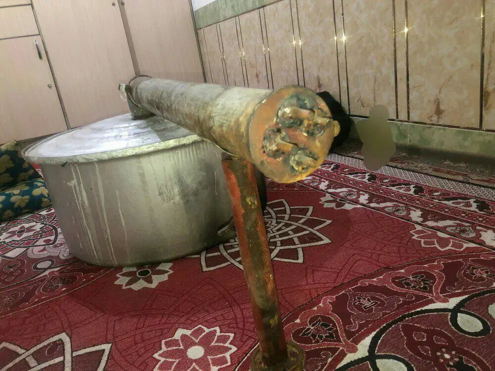دیگ گلابگیر یا عرقگیر|ظروف پخت‌وپز|اهواز, اهواز|دیوار