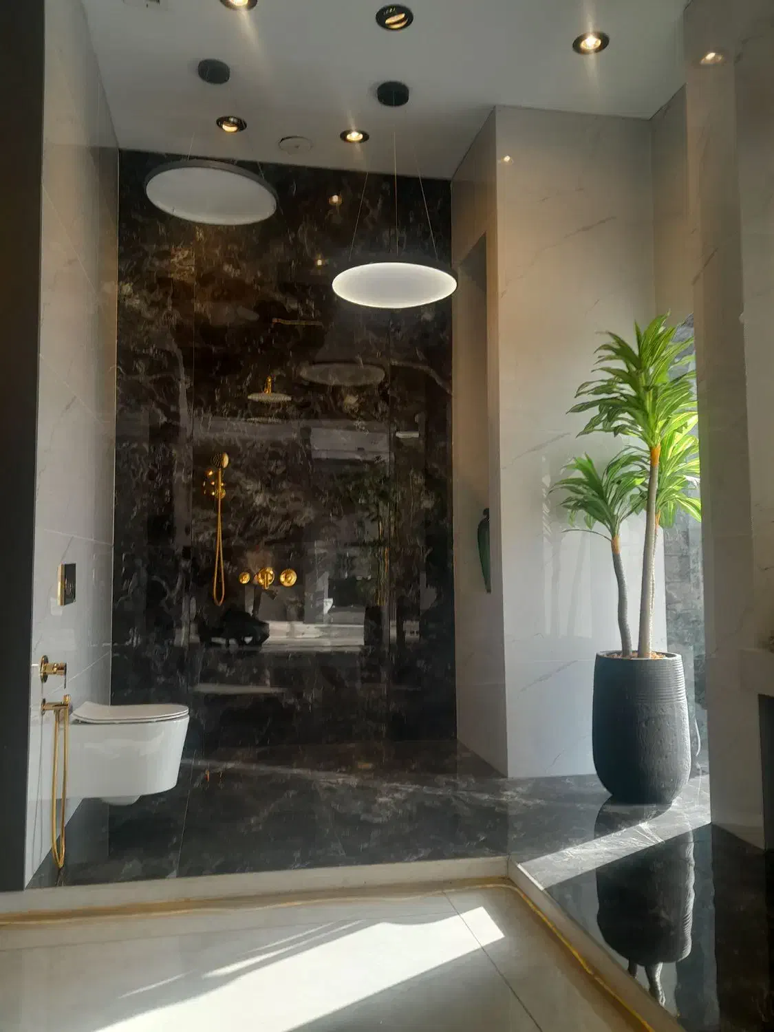 سرامیک میبد|عمده‌فروشی|تهران, شهرک استقلال|دیوار