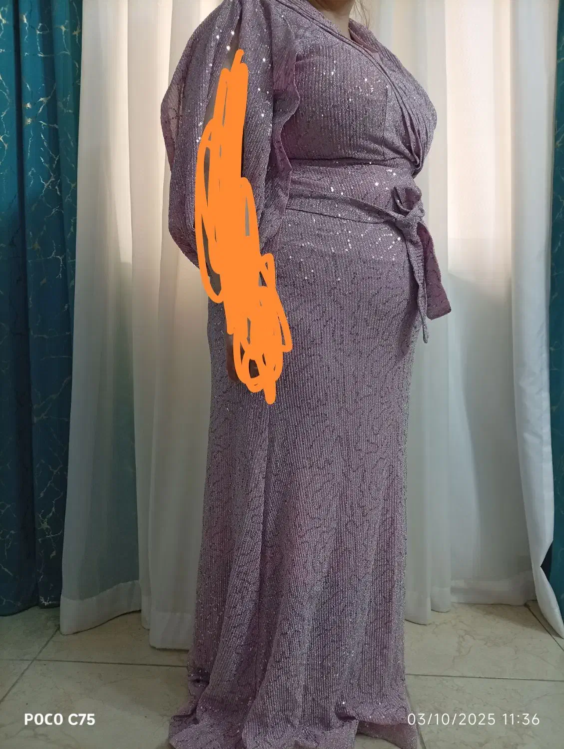 لباس مجلسی|لباس|رشت, استقامت ۲|دیوار